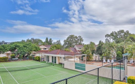 Investment Townhouse