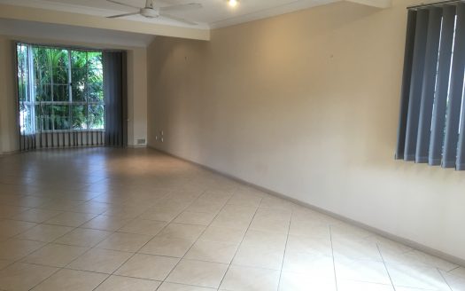FANTASTIC LOCATION & RESORT STYLE LIVING AIR CONDITION HOME