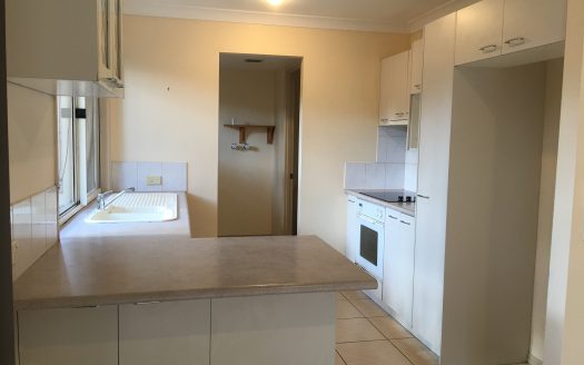 FANTASTIC LOCATION & RESORT STYLE LIVING AIR CONDITION HOME