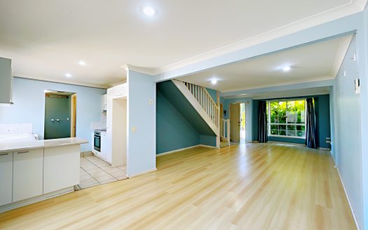 FANTASTIC LOCATION & RESORT STYLE LIVING AIR CONDITION HOME