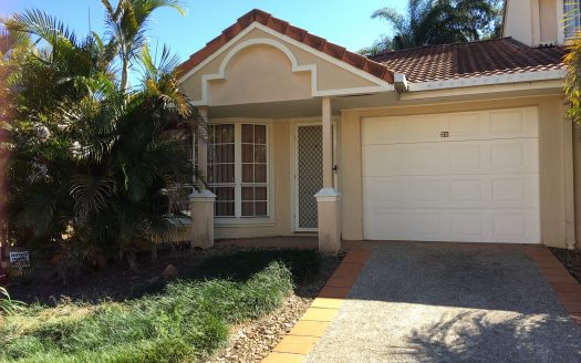 AIR CONDITIONER HOME!!! FANTASTIC LOCATION & RESORT STYLE LIVING